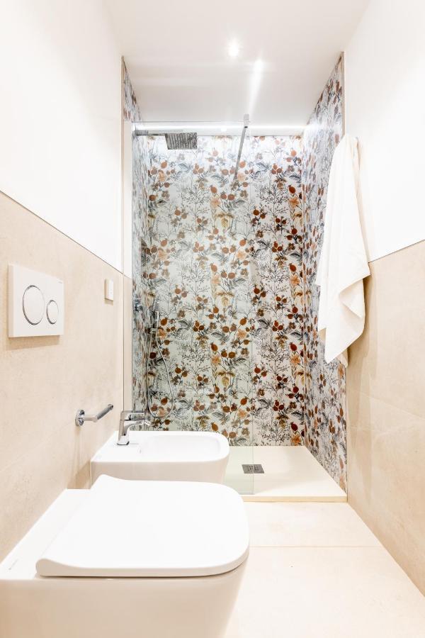 Magnini Rooms กาญารี ภายนอก รูปภาพ